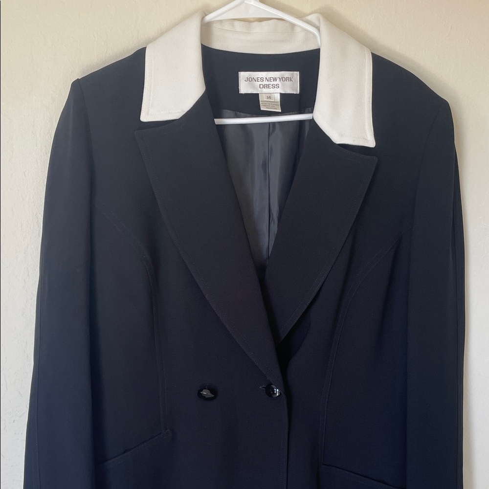 Jones New York Black Blazer Dress with White Collar